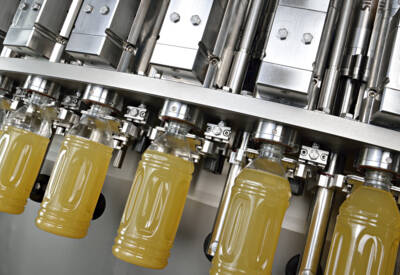 Edible oil bottle packaging: from tin to PET products